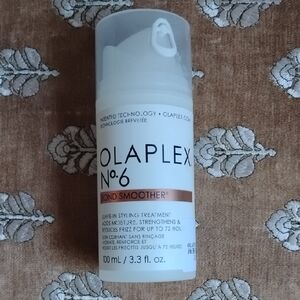 OLAPLEX No.6 Bond Smoother - White and Brown